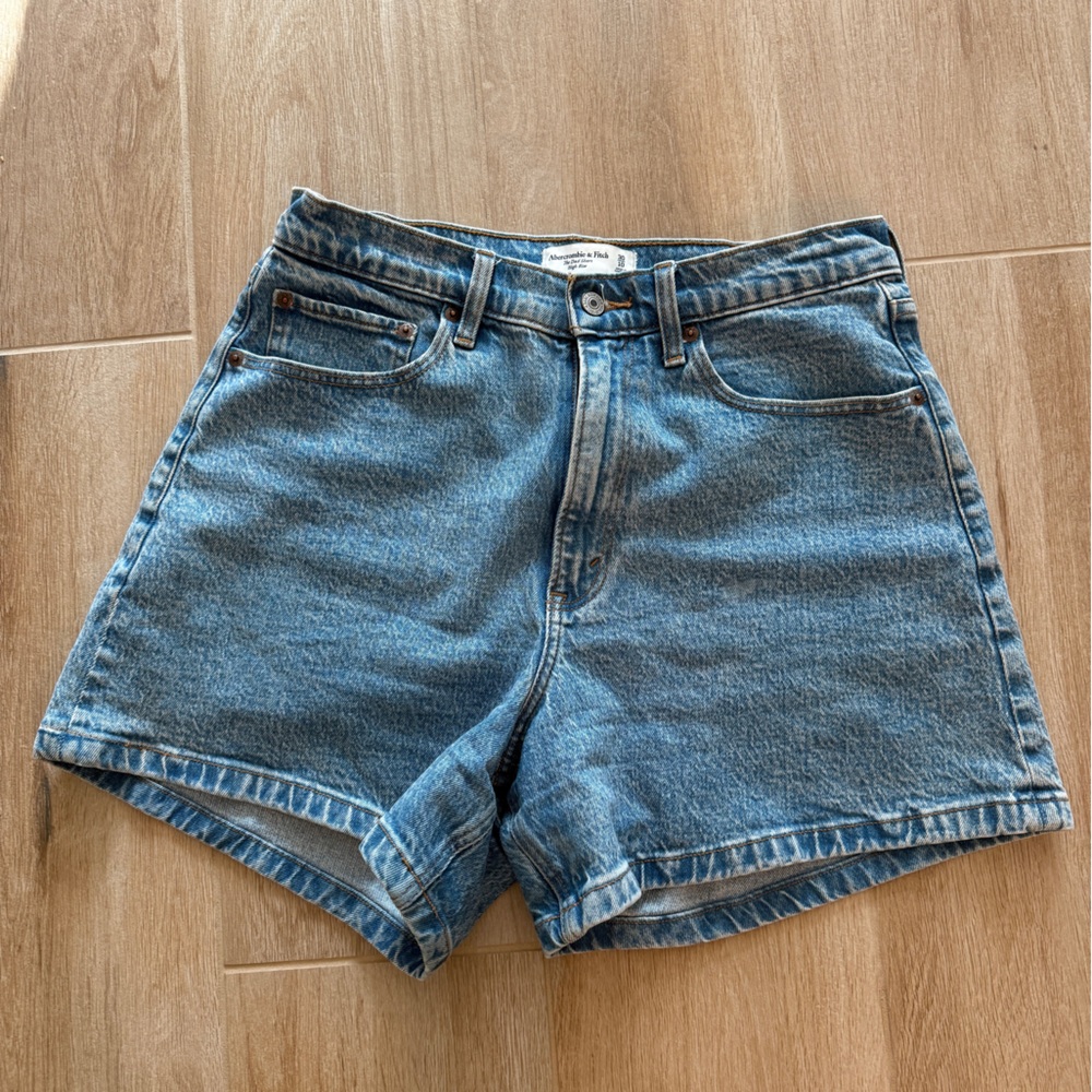 Abercrombie & Fitch The Dad Short